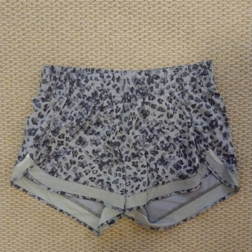 Athleta Printed Mesh Racer Run Short 4"